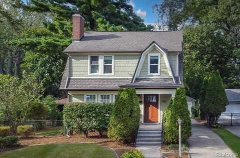 452 W Lewiston Avenue, Ferndale, MI 48220