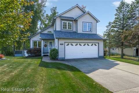 4047 Sunfish Drive, Lapeer, MI 48446