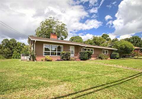 22 Lakeshore Drive, Newport News, VA 23608