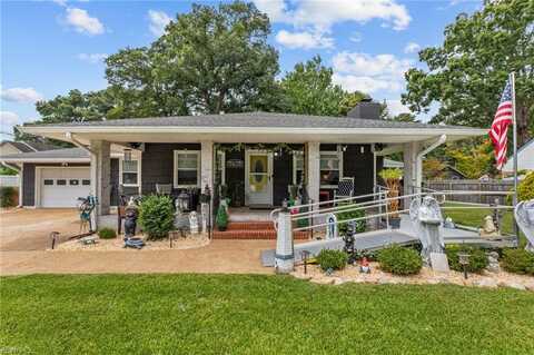 8045 Westcliff Drive, Norfolk, VA 23518