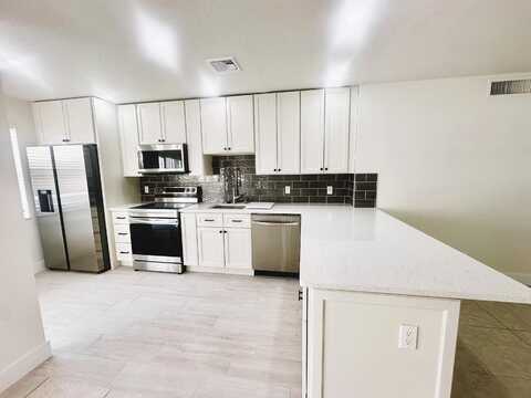 19 Colonial Club Drive, Boynton Beach, FL 33435