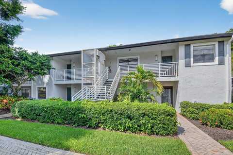 7 Southport Lane, Boynton Beach, FL 33436
