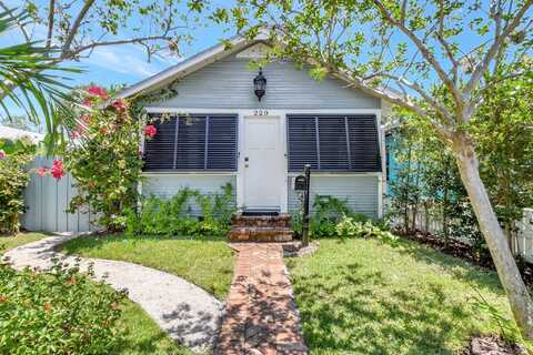 220 S L Street, Lake Worth, FL 33460