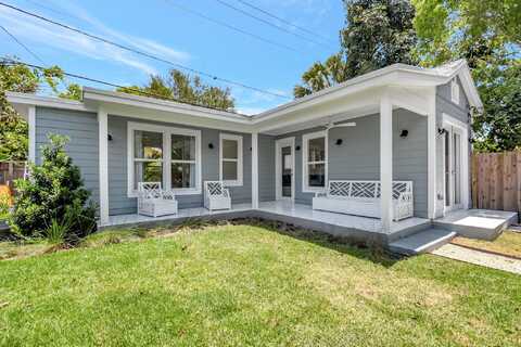 220 S L Street, Lake Worth, FL 33460