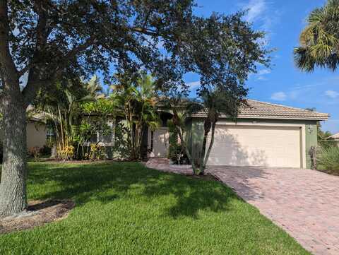 601 NW Waverly Circle, Port Saint Lucie, FL 34983