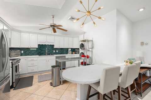 1433 Captains Walk, Fort Pierce, FL 34950