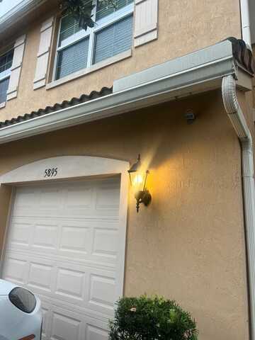 5895 Monterra Club Drive, Lake Worth, FL 33463