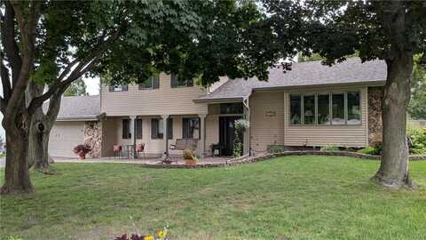 1840 Twin Circle Drive, Mendota Heights, MN 55118