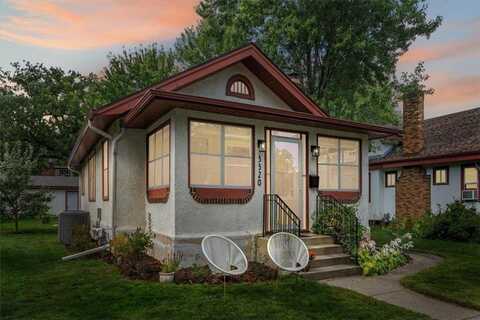 3320 45th Avenue S, Minneapolis, MN 55406