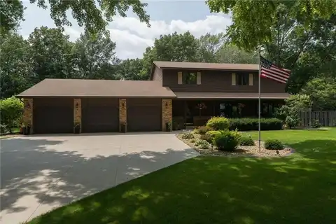 31 Holiday Court, North Mankato, MN 56003