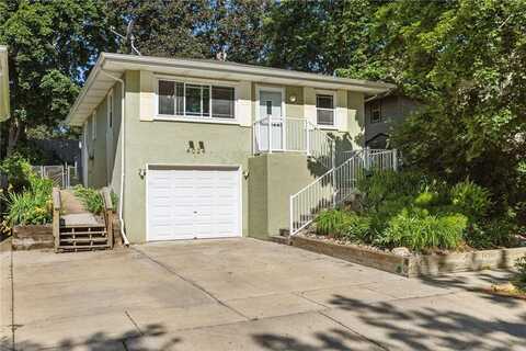 4024 Quincy Street NE, Columbia Heights, MN 55421