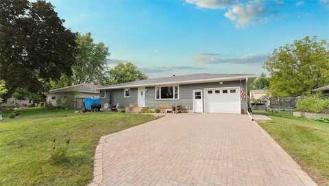 1709 14th Street E, Glencoe, MN 55336