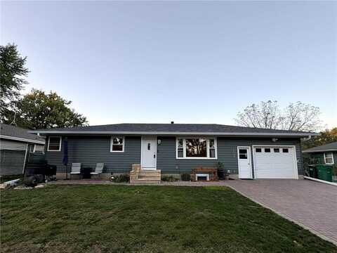 1709 14th Street E, Glencoe, MN 55336