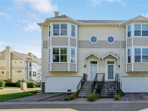 3184 Lexington Avenue N, Shoreview, MN 55126
