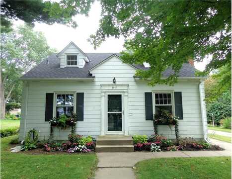 3927 Reservoir Boulevard, Columbia Heights, MN 55421