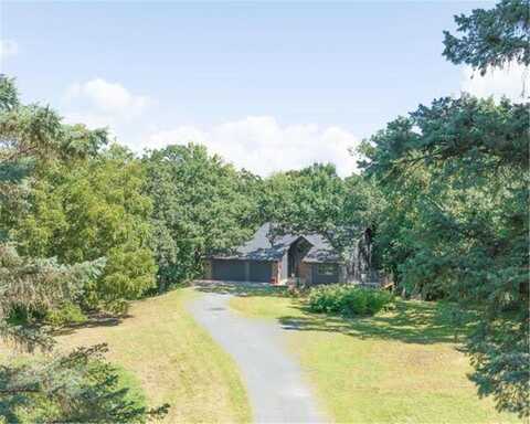 1094 Golden Oaks Lane, Saint Joseph, WI 54016