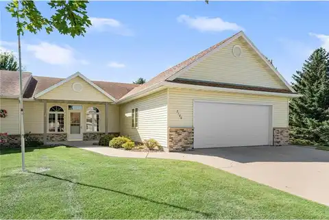 2100 Richway Lane SE, Owatonna, MN 55060