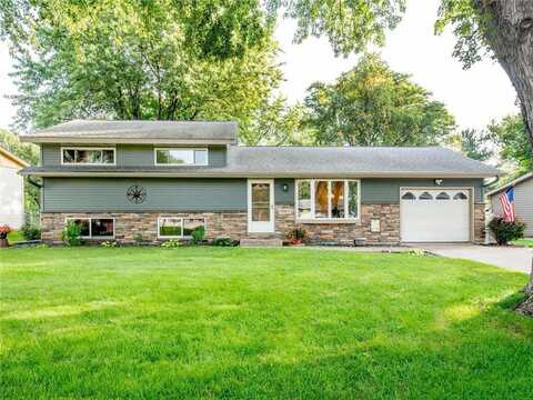 8063 Homestead Avenue S, Cottage Grove, MN 55016