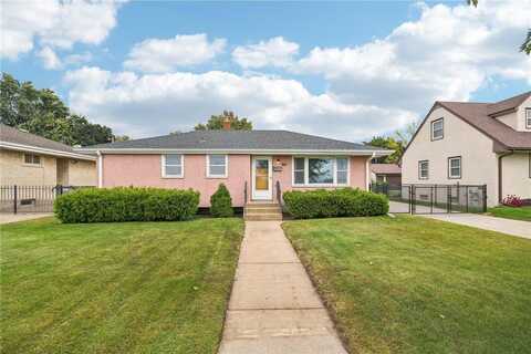 137 South Street E, South Saint Paul, MN 55075
