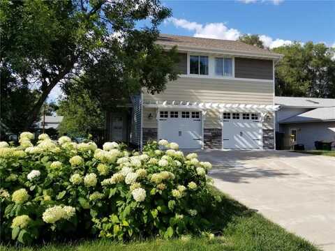 6406 45th Place N, Crystal, MN 55428