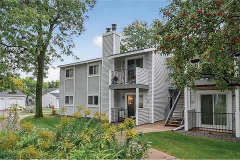 1740 Pleasant Street, Lauderdale, MN 55113