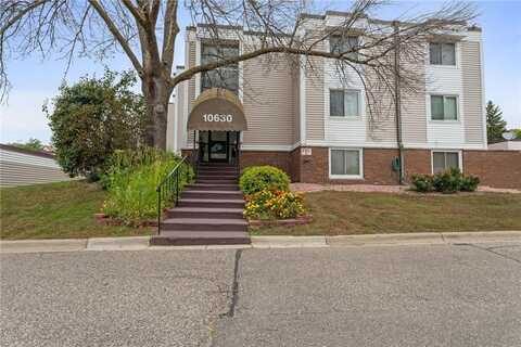 10630 Rockford Road, Plymouth, MN 55442