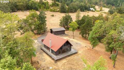 1700 COLONIAL RD, Roseburg, OR 97471