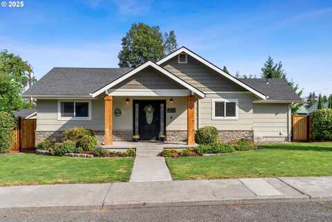 2013 E 13TH ST, The Dalles, OR 97058