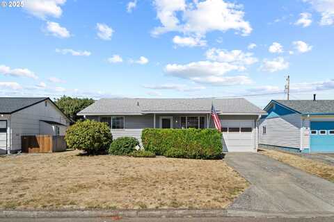 1435 COUNTRY CLUB CIR, Woodburn, OR 97071