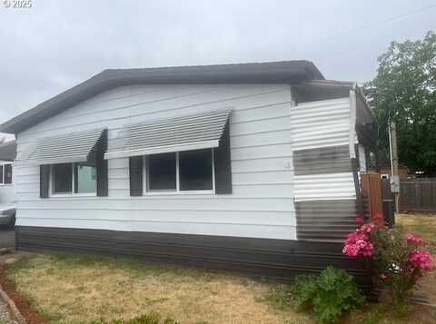 16901 SE DIVISION ST, Portland, OR 97236