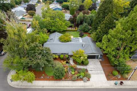 190 NE 37TH AVE, Hillsboro, OR 97124