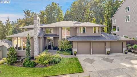 150 SE AVONDALE WAY, Gresham, OR 97080