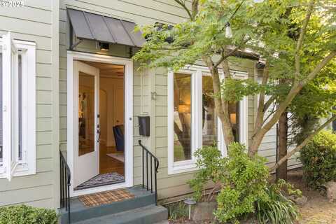1411 SE 30TH AVE, Portland, OR 97214