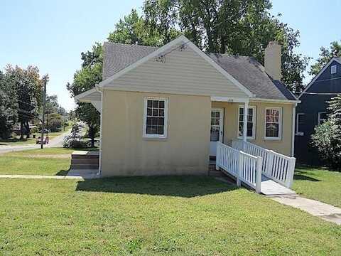 429 Fieldale RD NE, Roanoke, VA 24012