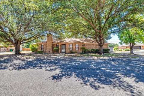 2039 Putter Dr, San Angelo, TX 76904