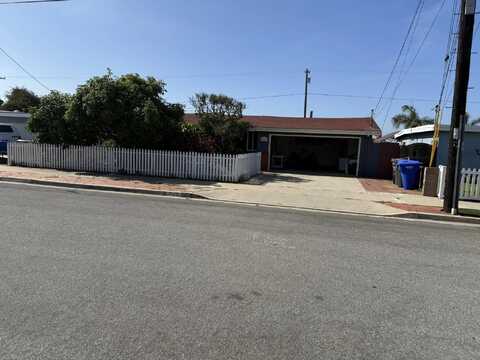 743 Iris Ave, Imperial Beach, CA 91932