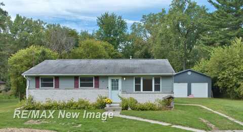 3928 Clutier, Saginaw, MI 48601