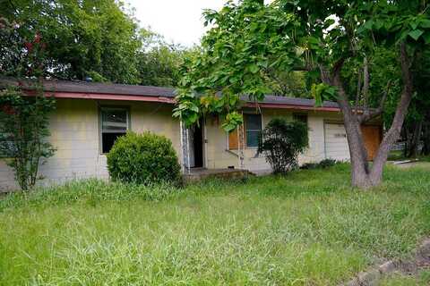 626 East Wallace Street, Gonzales, TX 78629