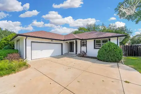 942 S Cooper St, Wichita, KS 67207