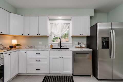401 N Stevenson Street, DeForest, WI 53532