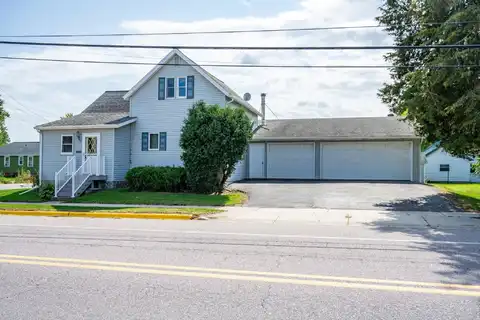 722 E State Street, Mauston, WI 53948