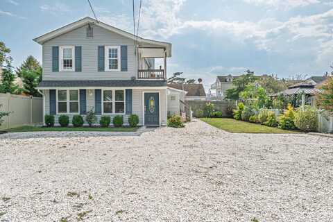 112 E Pierson Ave Ave, Somers Point, NJ 08244