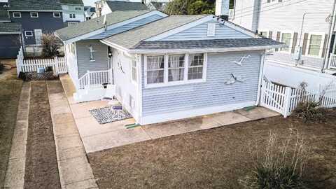 3700 Oxford Ln, Ocean City, NJ 08226