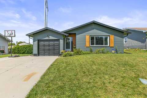 10634 PARKER Street, OMAHA, NE 68114