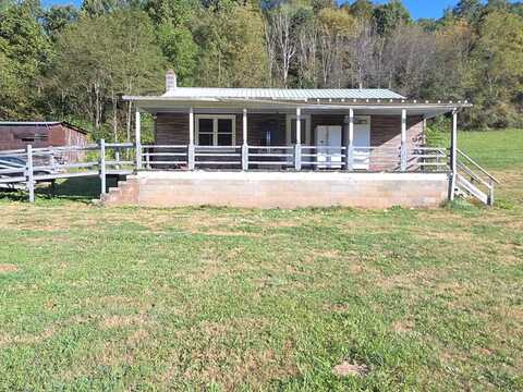 614 Lick Creek, Ceres, VA 24318