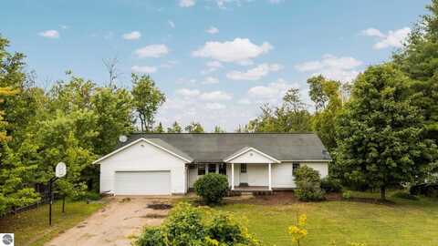 1719 Vanderlip Road, Traverse City, MI 49686