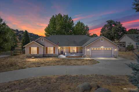 23081 Lakeview Drive, Tehachapi, CA 93561