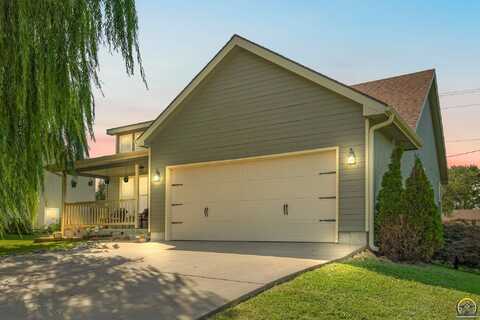 3805 SE Quincy ST, Topeka, KS 66609