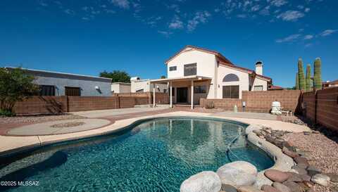 591 W Kidd Place, Oro Valley, AZ 85737
