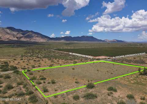 4.4 AC W Ironwood Road, Cochise, AZ 85606